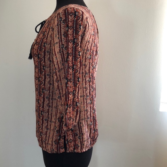 Forever 21 - tribal print blouse - Picture 5 of 5